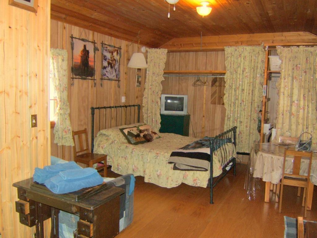 فالماونت Teepee Meadows Guest Cottages الغرفة الصورة